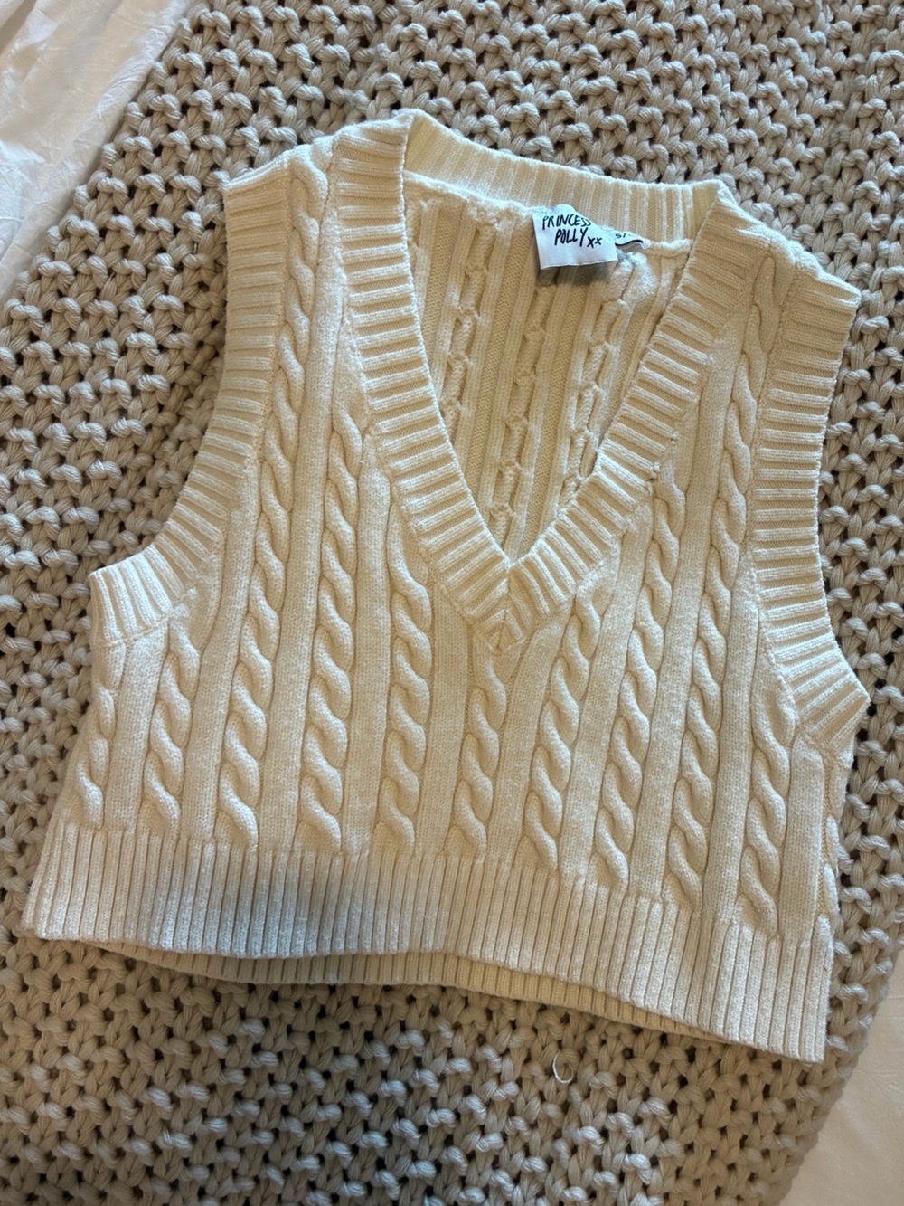 Princess Polly Cable Knit V-Neck Sweater Vest in Cream